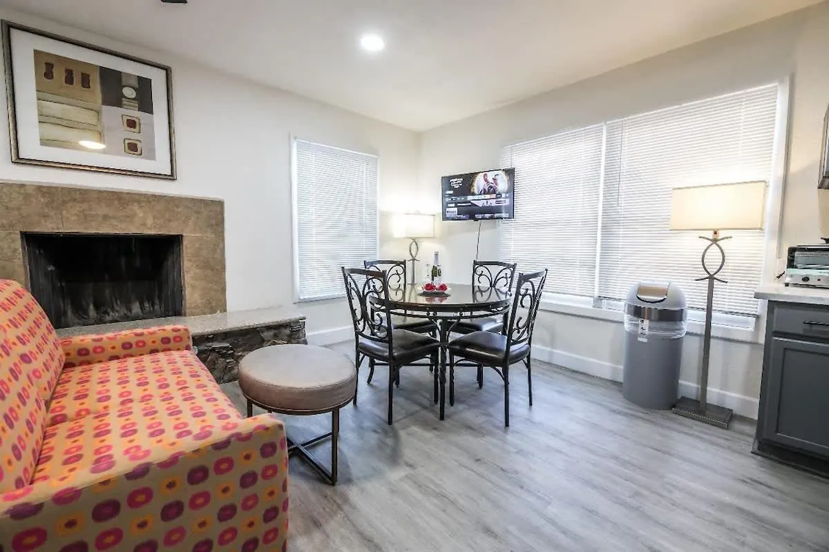 Urban Oasis Huge Unit Private Entry Apartment Las Vegas United States